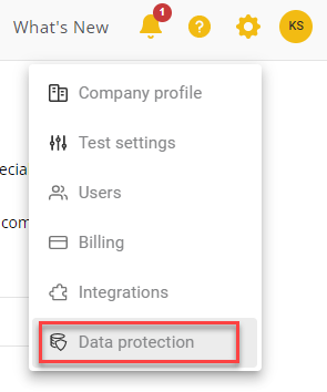 The settings menu is shown with the data protection item highlighted.