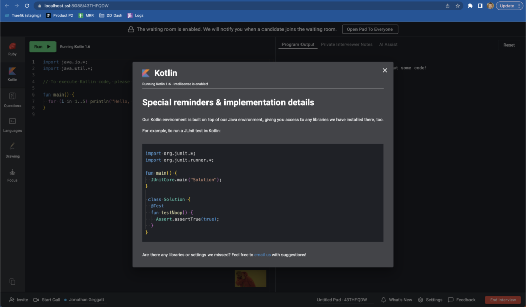 The kotlin info page is shown in the pad.
